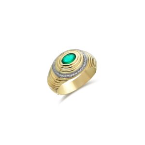 Series Moonlight Oval Emerald Ring